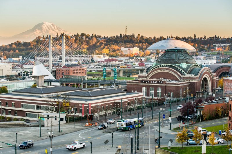 Tacoma, Washington with Mount Rainier